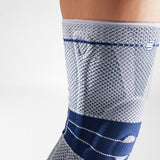 Detailansicht der GenuTrain Kniebandage 
